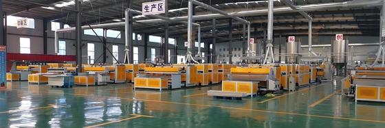 comprar 1400 / 1800mm PP máquina de cartón hueco de rejilla de plástico de procesamiento de PP línea de extrusión de cartón hueco online manufacture