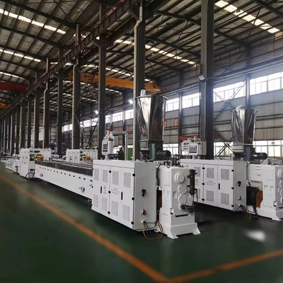 comprar Línea de producción de fábrica de perfiles de marcos de ventanas y puertas de alta capacidad de PVC/UPVC/WPC, línea de extrusión de perfiles de ventanas abatibles y correderas, máquinas para la fabricación de perfiles de plástico online manufacture