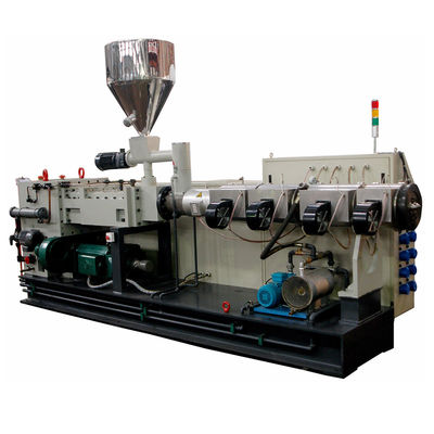 comprar La máquina grande del extrusor de tornillo del doble de la salida para 160kw de proceso plástico PS130/28 hizo salir 1100kg/H online manufacture