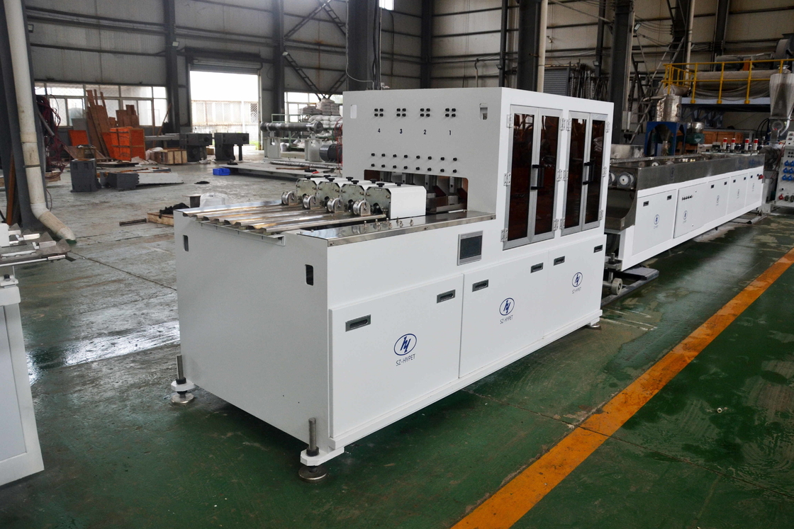 Máquina de fabricación de tuberías de conducto de PVC de cuatro cavidades 16-32 mm Línea de extrusión de tuberías de cables eléctricos de PVC