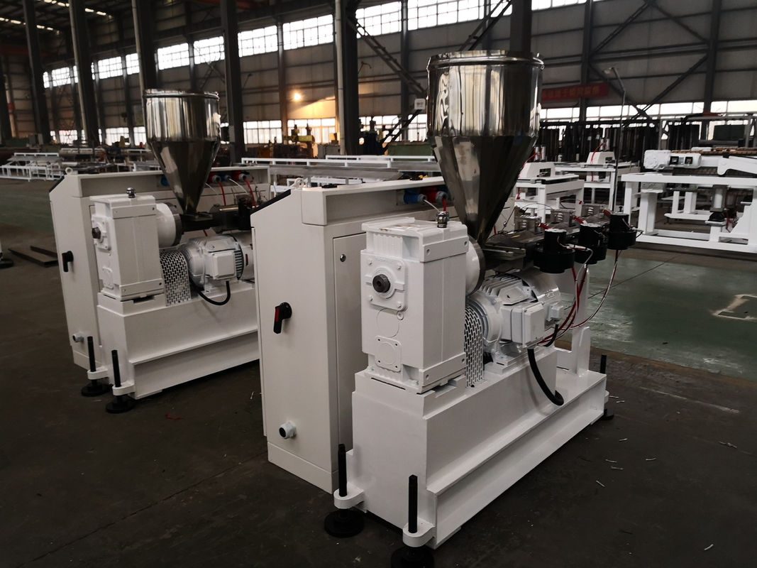 Pellets de perfil de tubería de PE de HDPE LDPE placa de rejilla de tablero de tornillo único Extrusora SJ120/28 75kw 300kg/h máquina de extrusión