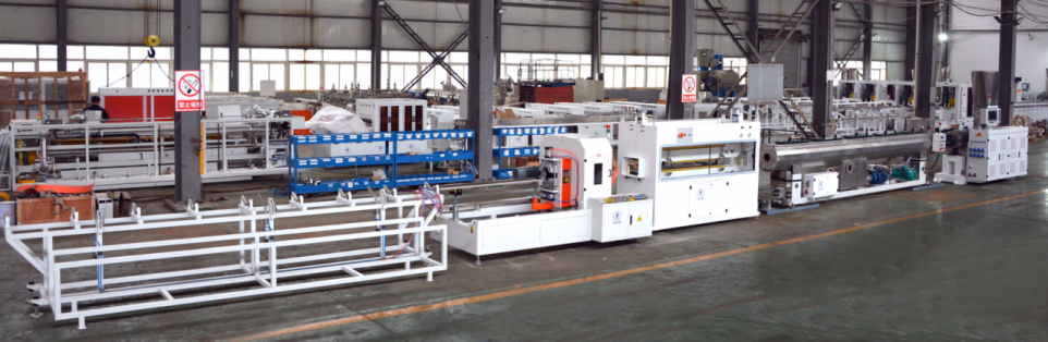 Línea de producción de tuberías de PVC de 3''- 6'' de alta velocidad con extrusora de tornillo gemelo cónico HYZS80/156