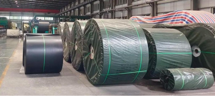 800-1400mm PVC/PVG Línea de producción de cinta transportadora de la mina de carbón de ahorro de energía de la mina de cinta transportadora de la máquina de fabricación