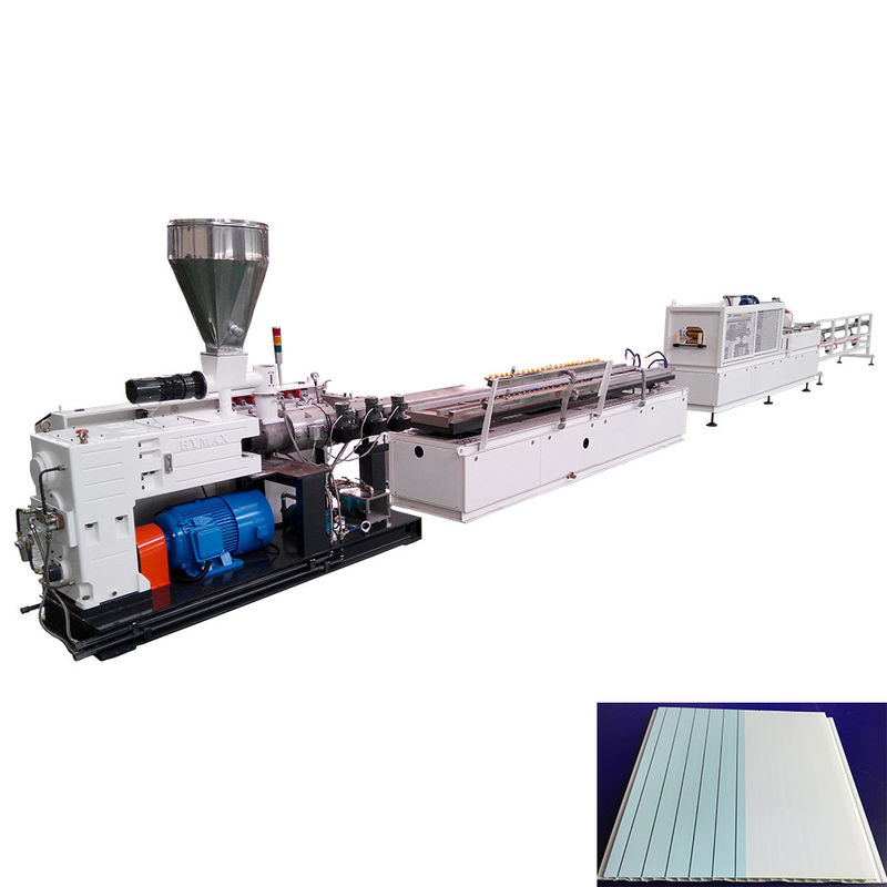600 mm Máquina de paneles de techo de PVC integrado WPC Panel de pared de techo fabricante Extrusor ZS65/132